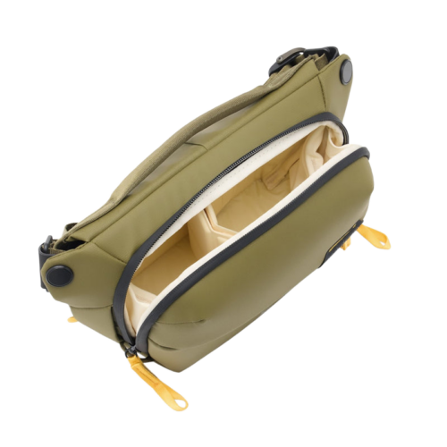 Peak Design Everyday Sling 3L Kelp – Ansicht 3 Peak Design Everyday Sling 3L Kelp – Detailansicht